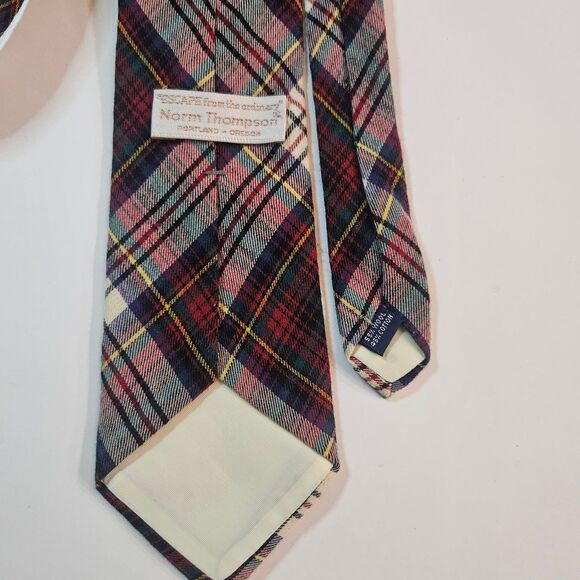Norm Thompson Wool Plaid Tie Made in Oregon "Escape from the ordinary" - Picture 4 of 5